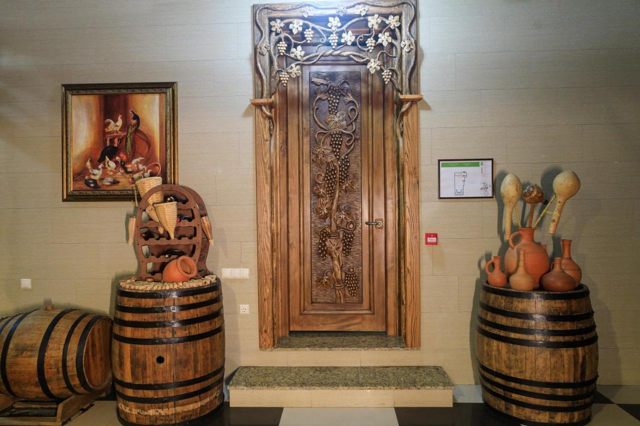 Hotel Wine Palace Tbilisi Exterior foto