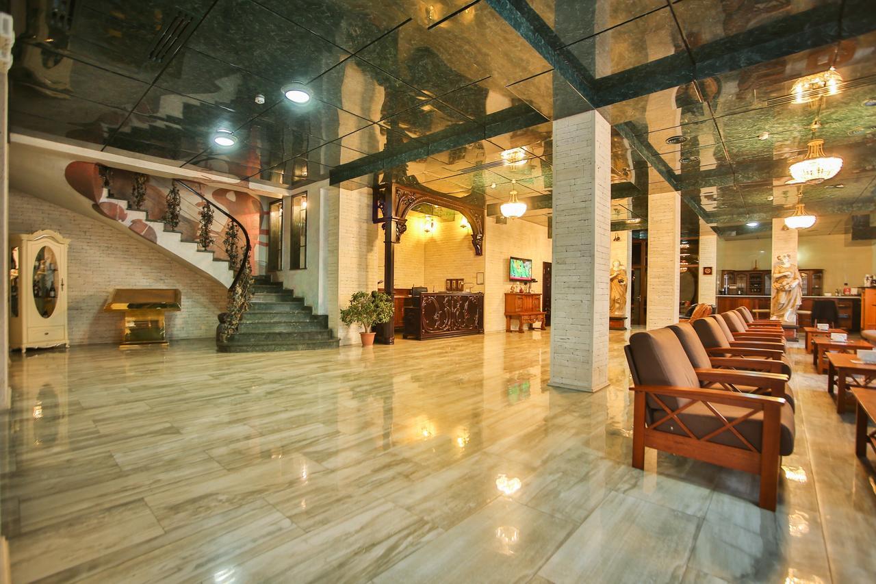 Hotel Wine Palace Tbilisi Exterior foto