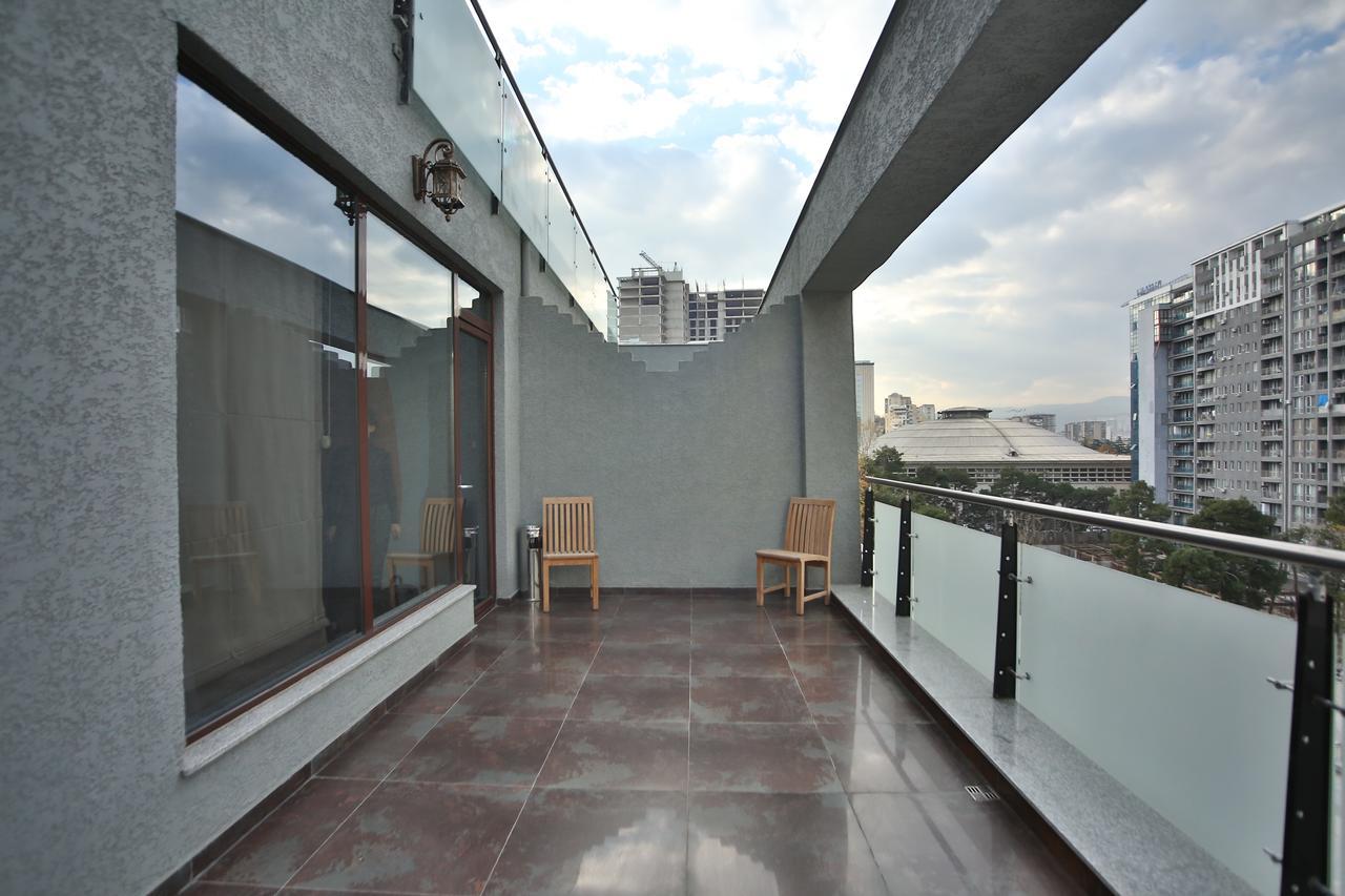 Hotel Wine Palace Tbilisi Exterior foto